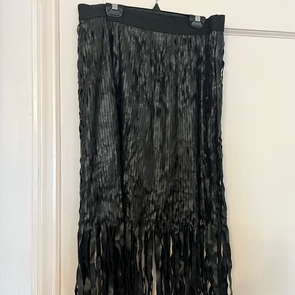 DO+BE Do & Be Black Pencil Fringe Tassel Skirt - Picture 4 of 7